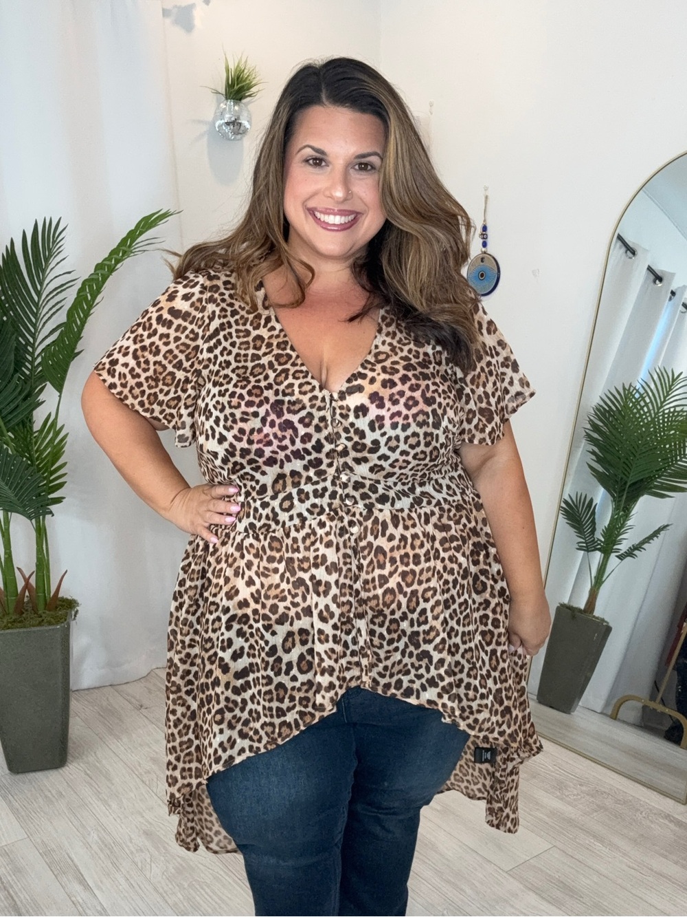 Plus Leopard Print V-Neck Flutter Sleeve Top